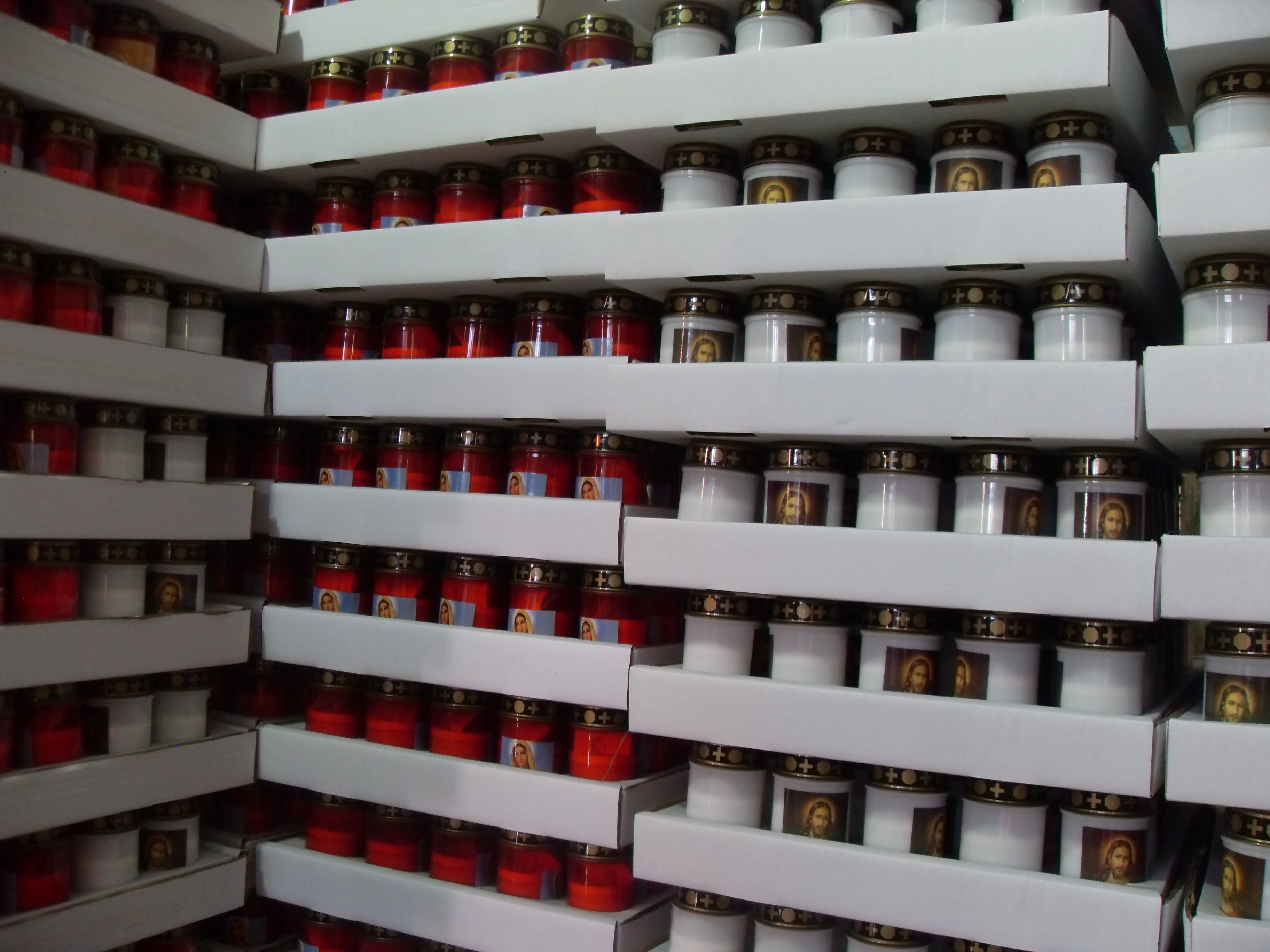 IP44 OEM ODM ручная пресс-форма для воды доказательство похорон кладбище вечные свечи светодиодные грубые свет лампы в форме свечи