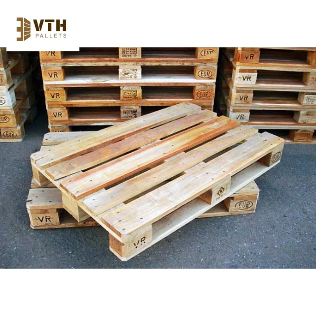Hardwood pallets, pressed wood pallets. Cheap pallets. VTH pallet brand comes from Vietnam. Accept bulk orders, custom sizes.