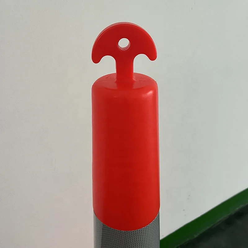 China Factory Traffic Highly Road Cone Visible PE Warning Delineator Red Post With Plastic Base