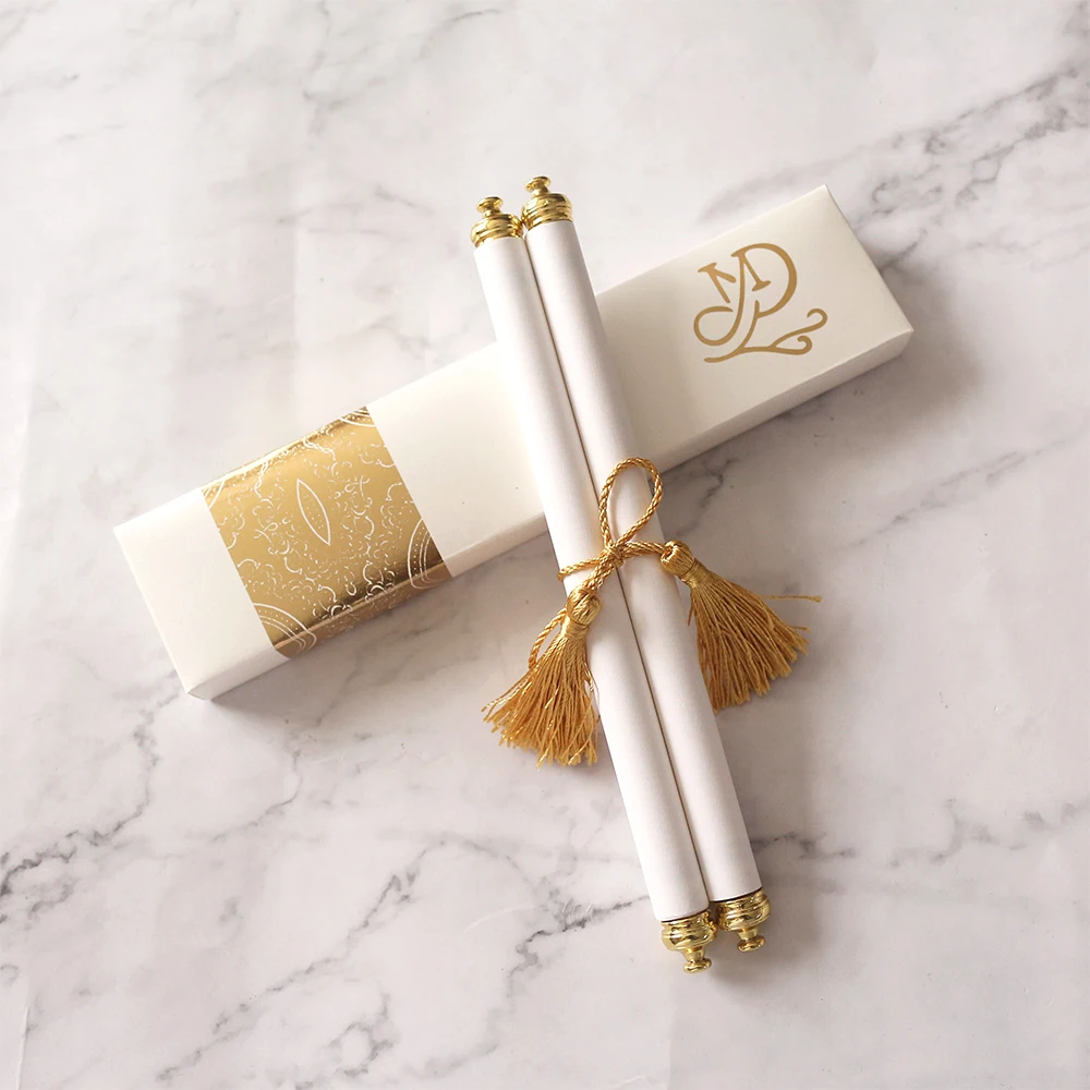 Hot Selling Royal Scroll Menu Card With Hot Stamping Foil Tassel Luxury DIY Wedding Scroll Invitations