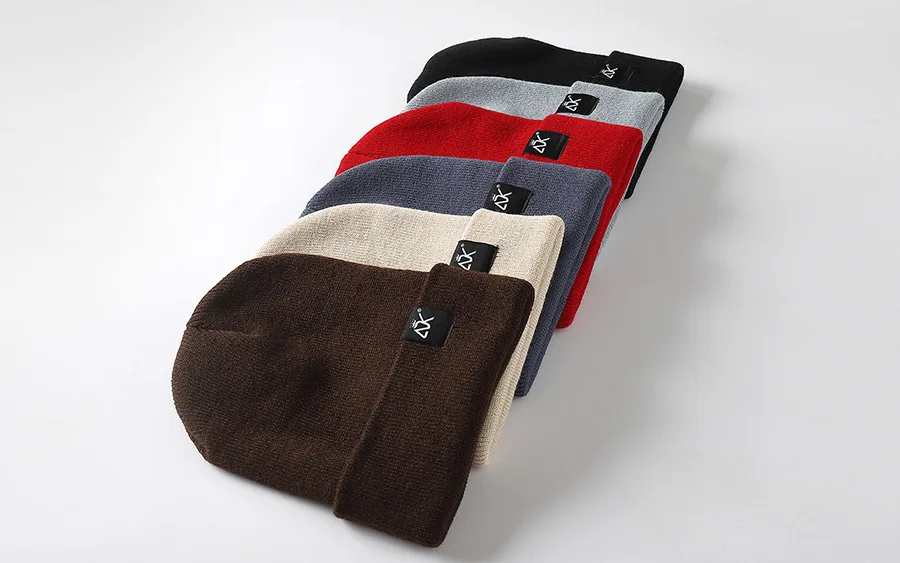 
winter unisex acrylic knitted custom logo woven label blank beanie hat 