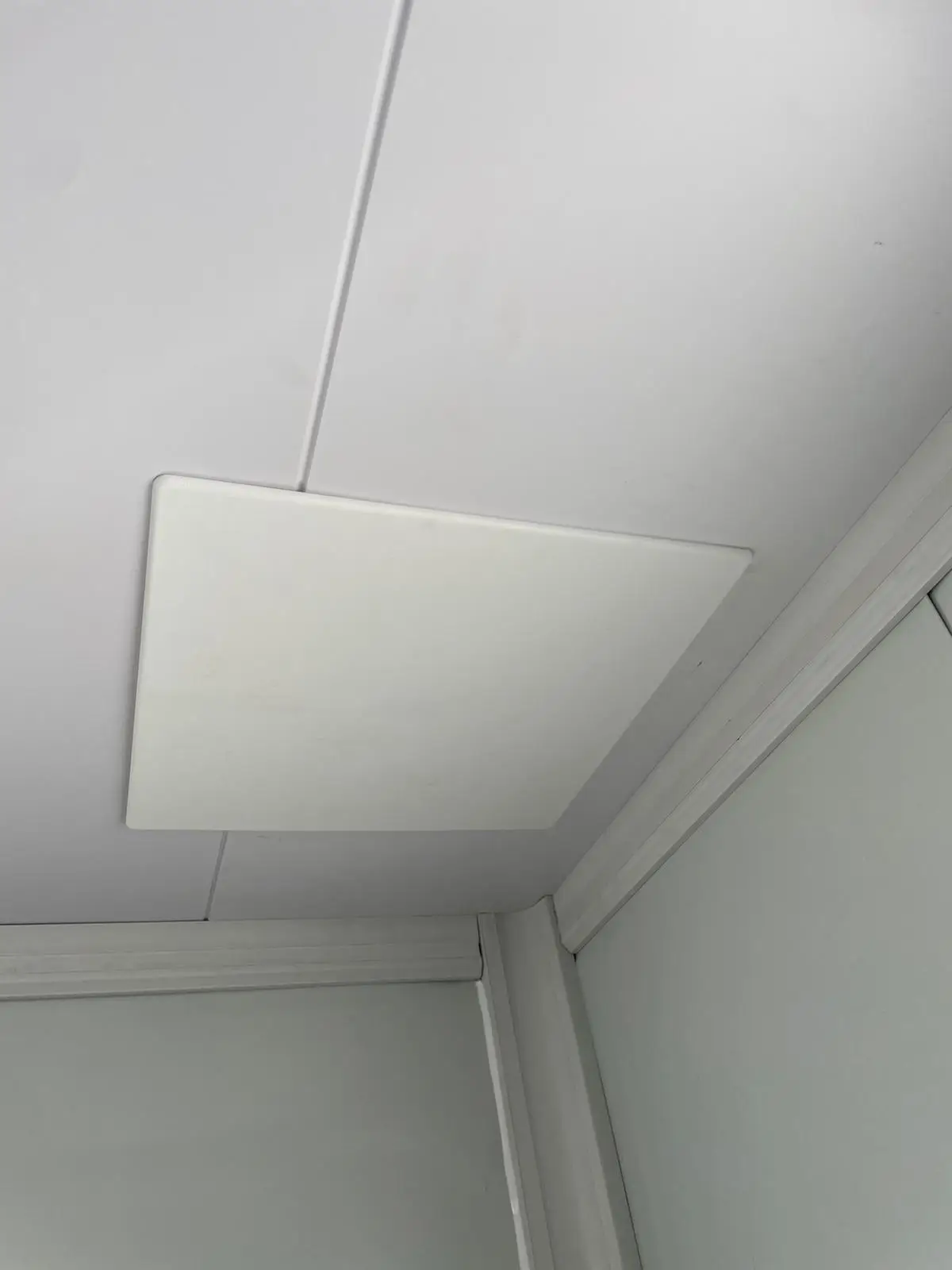 Customized Modified Office Shop Luxury Living 40FT Mobile Modular Sandwich Panel Waterproof Portable Container Houses