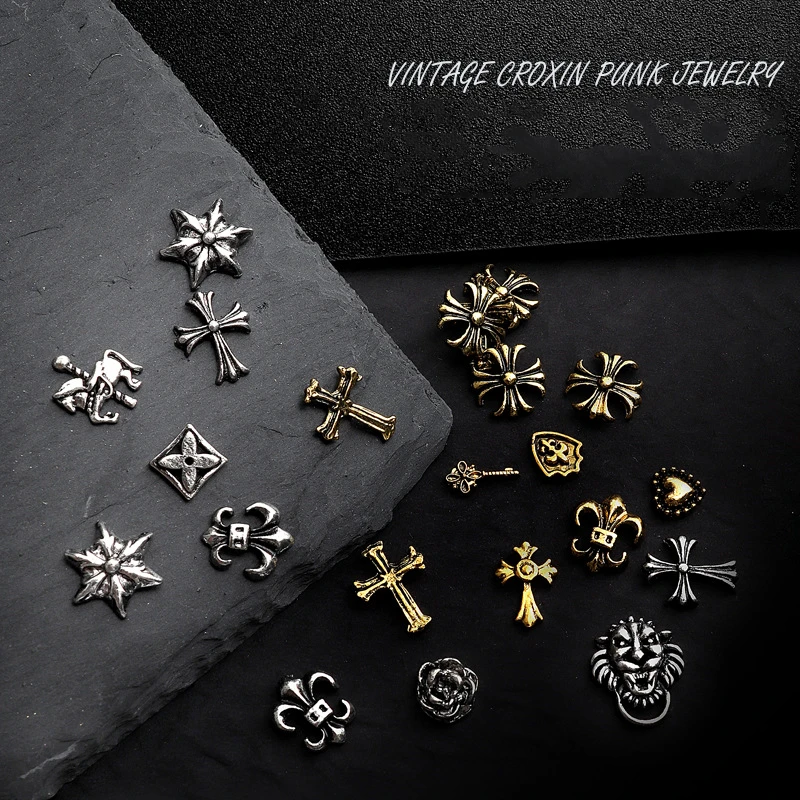 ND1393 50pcs Antique Cross Chrome Heart Nail Charms Vintage Christian Style Manicure Jewelry Accessories For Nails Art Design