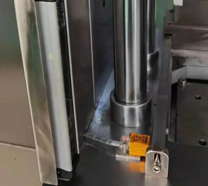 Convenient Color Cosmetic Powder Foundation Eye Shadow Compacting Press Machine