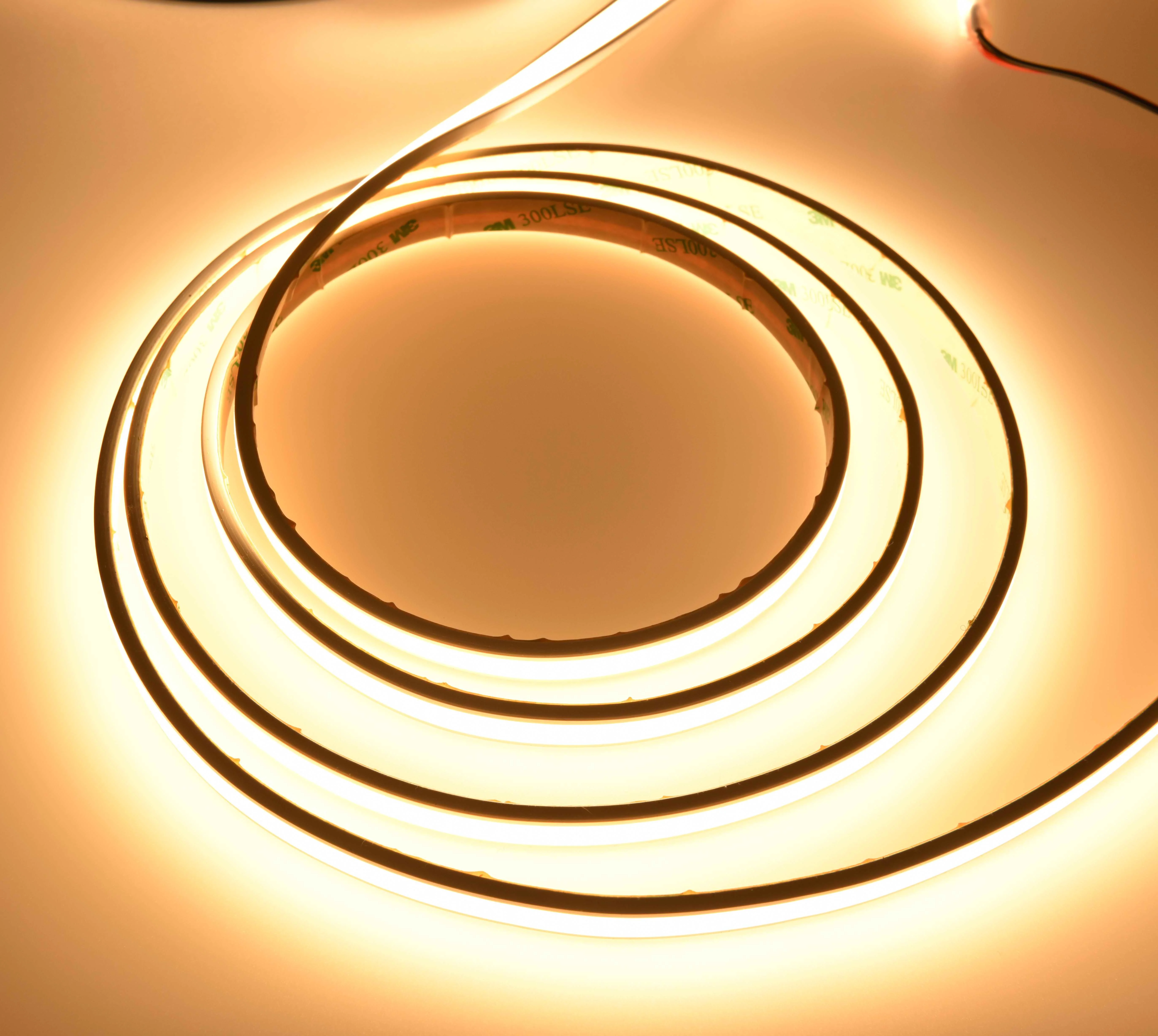 
12/24V 9W Ra90 IP67 8mm 480LEDS Ultrathin COB Neon Strip 