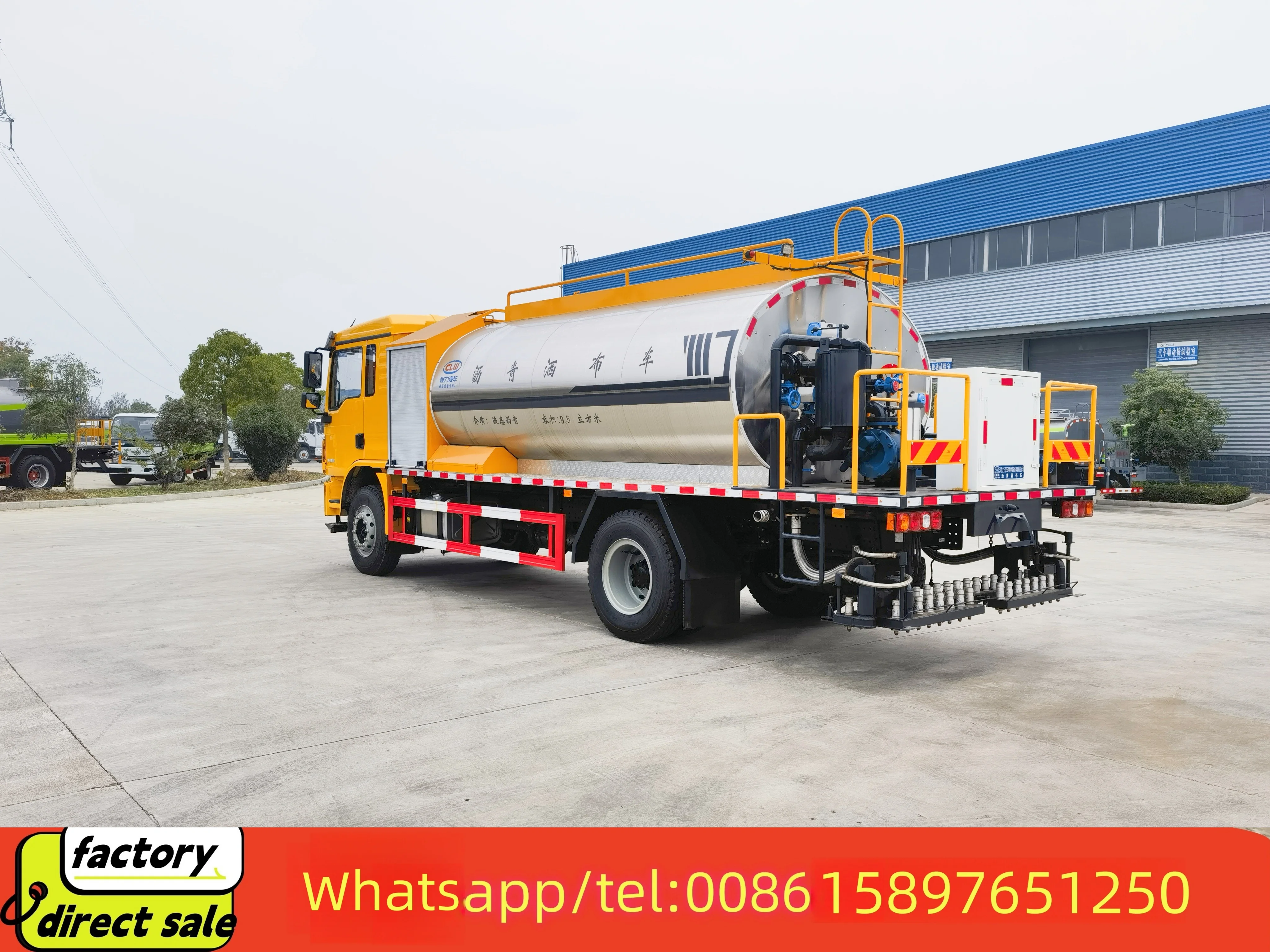 Shacman 4*2 245hp 12000 Liters 10 Ton Asphalt Distributor Truck for Asphalt Road Paving