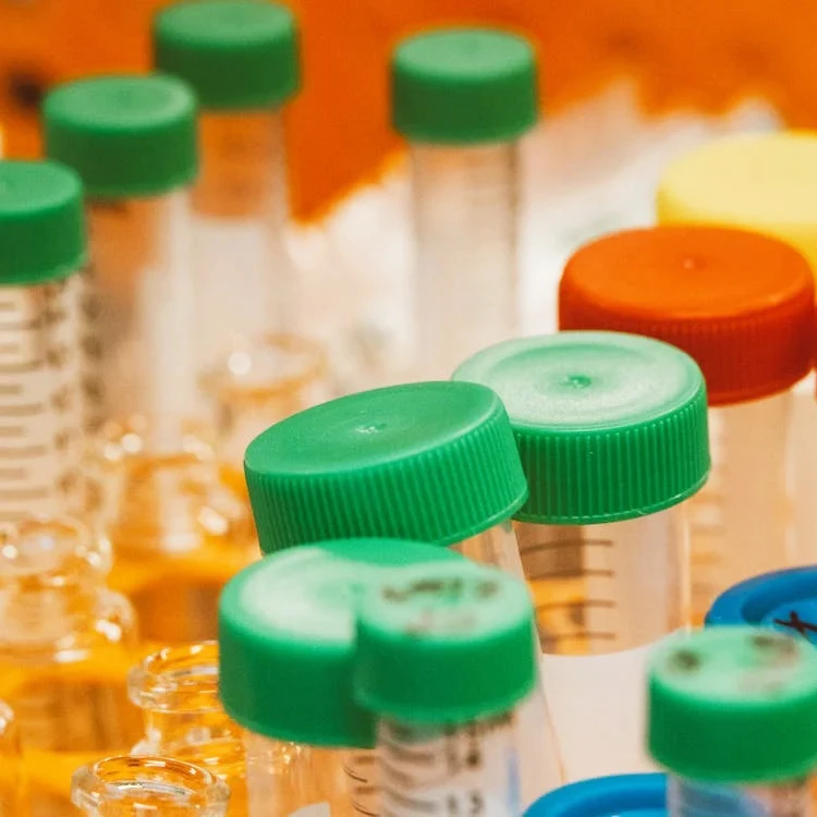 Hot sale DNase RNase free 15ml 50ml sterile plastic clear graduated lab conical bottom centrifuge tube