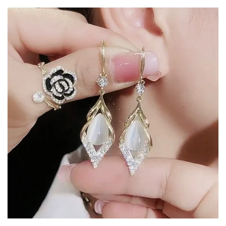 Luxury Water Drop Gold Plated Earrings Fashion Jewelry Women Charm Angel Tear Opal Tulip Petals Drop Earrings
