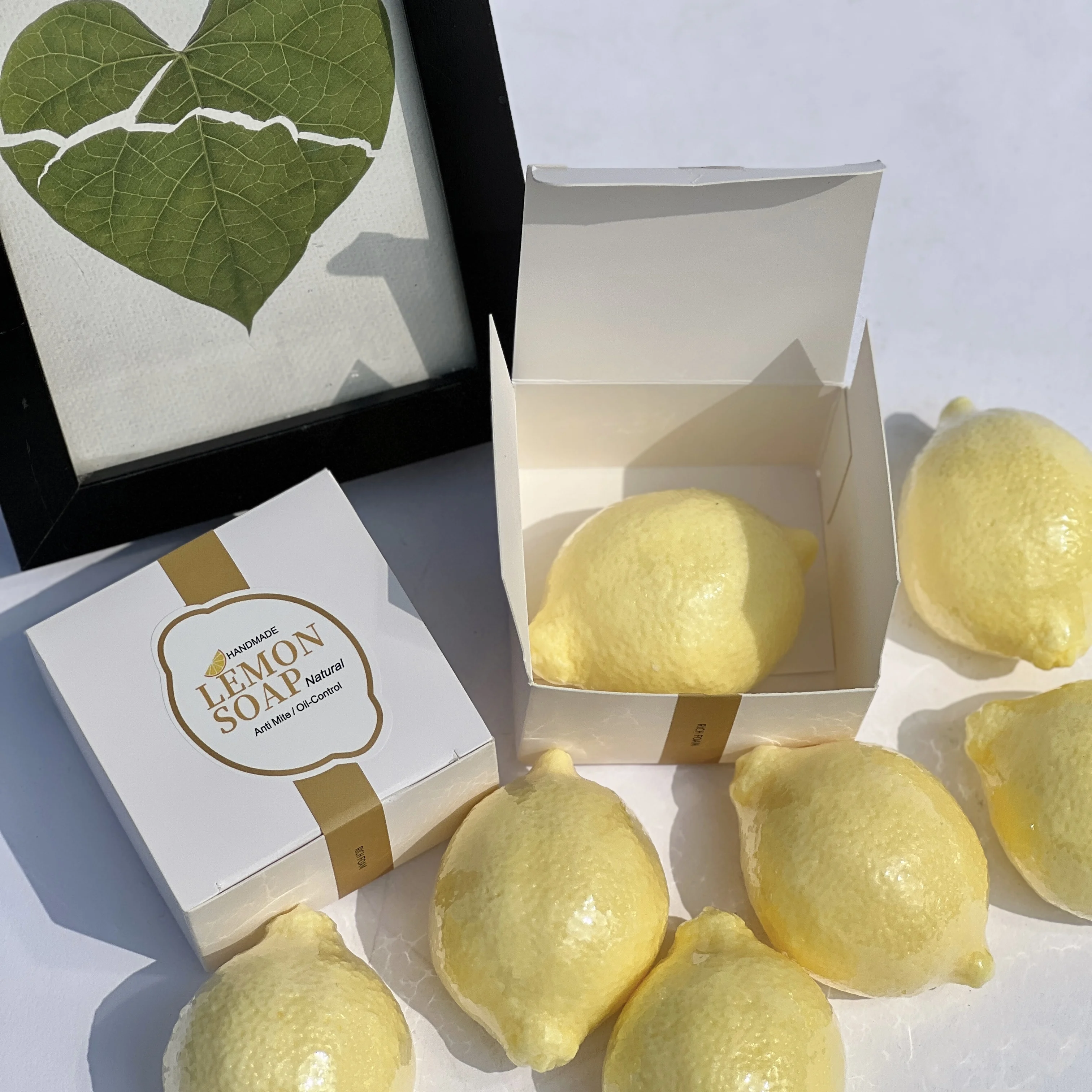 Wholesale Natural Organic Skin Whitening Good Smell Yellow Lemon Hand Made Soap