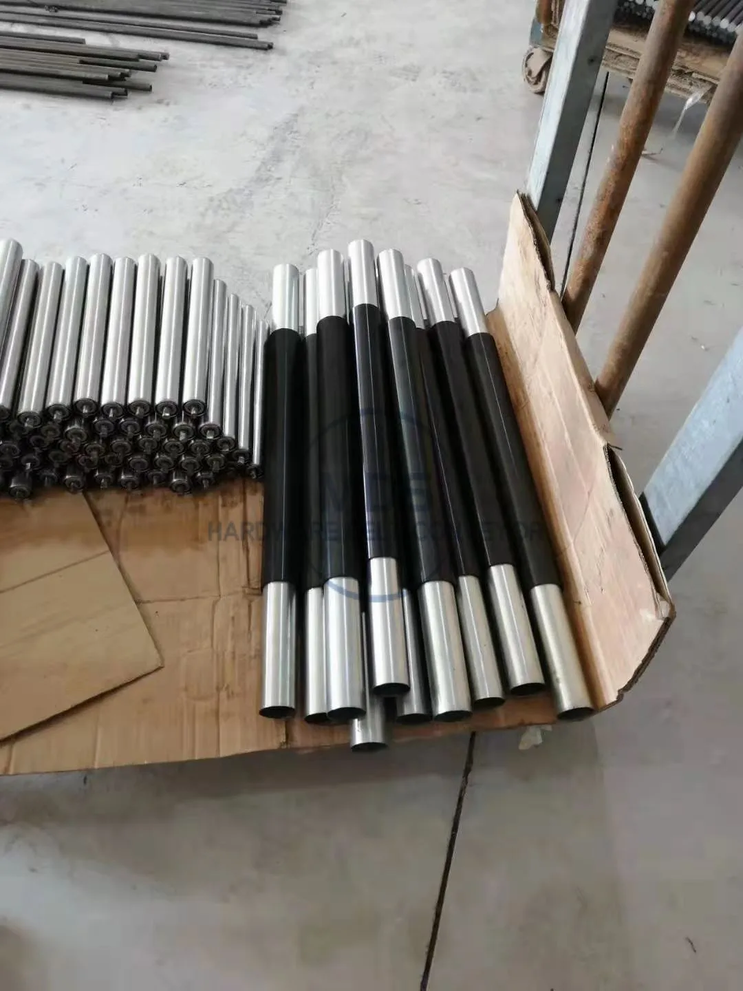 carbon steel gravity roller conveyor roller manufacturer for material handling equipment parts