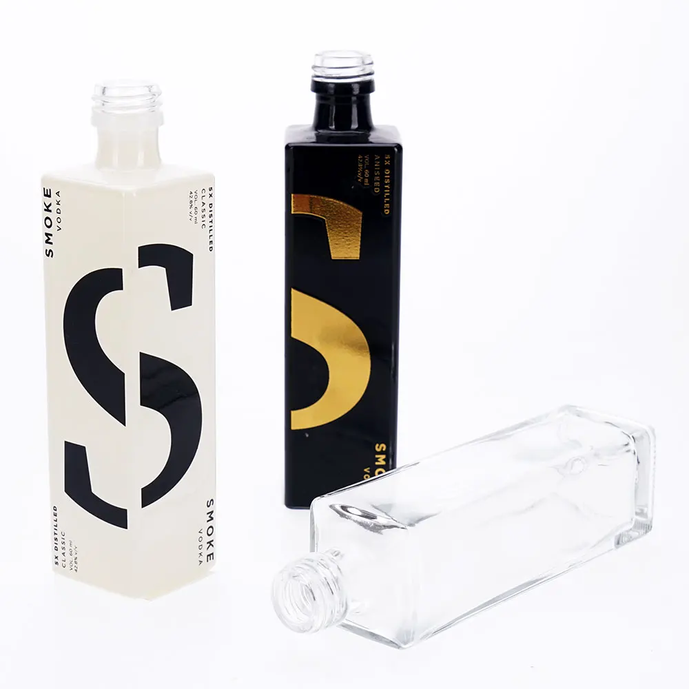 VISTA Wholesale Price Customized Vodka Whiskey Rum Wine Cube Bottle 60ml Square Bottle With Lids