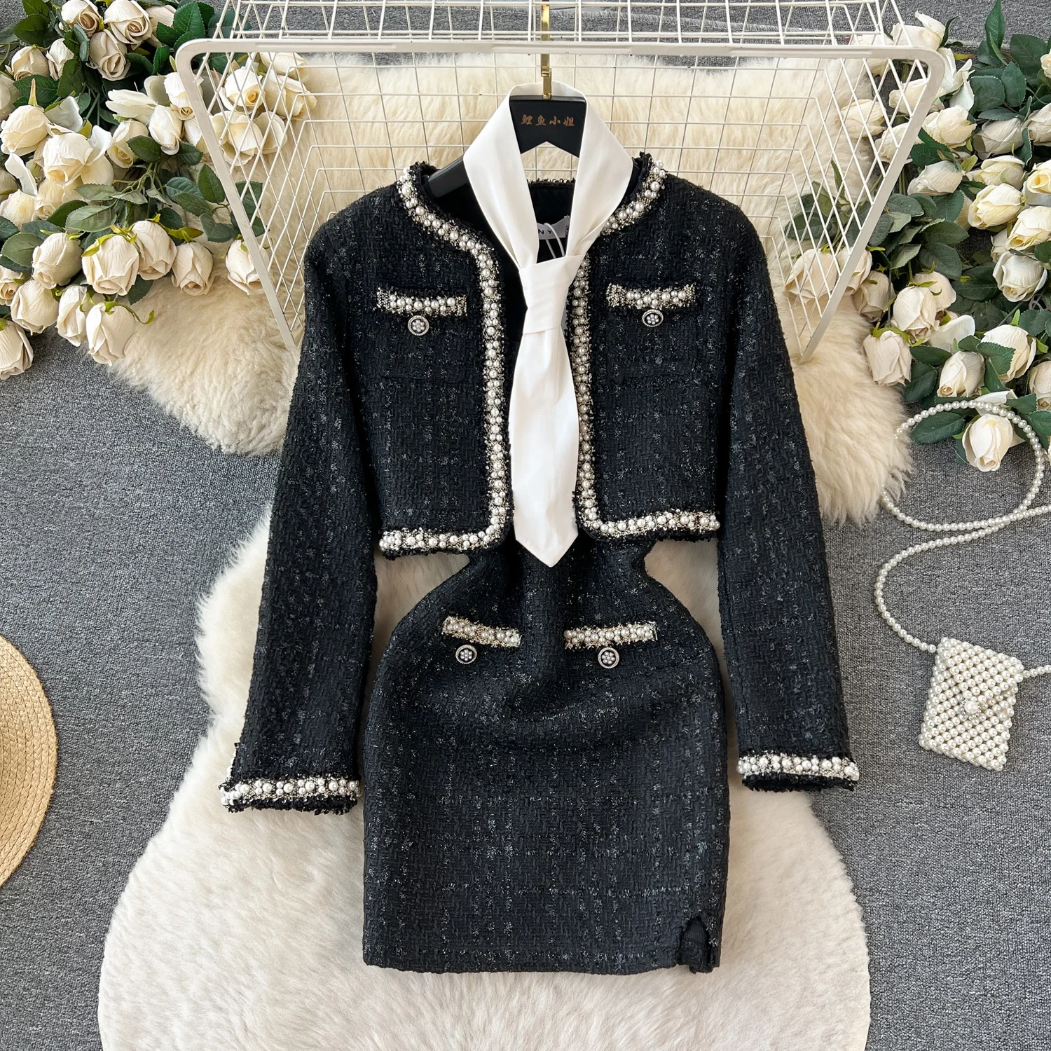 Осенне-зимний твидовый костюм женская модная короткая куртка с бусинами и подтяжками комплект из двух предметов юбкой до бедра