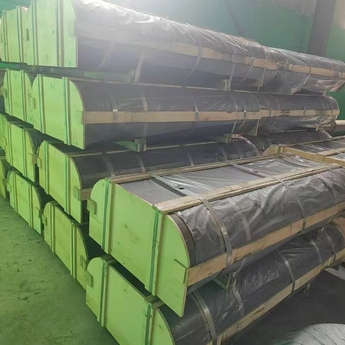 Genuine Top Quality Graphite UHP750mm Grade Graphite Electrode With Fast Delivery And Low Price