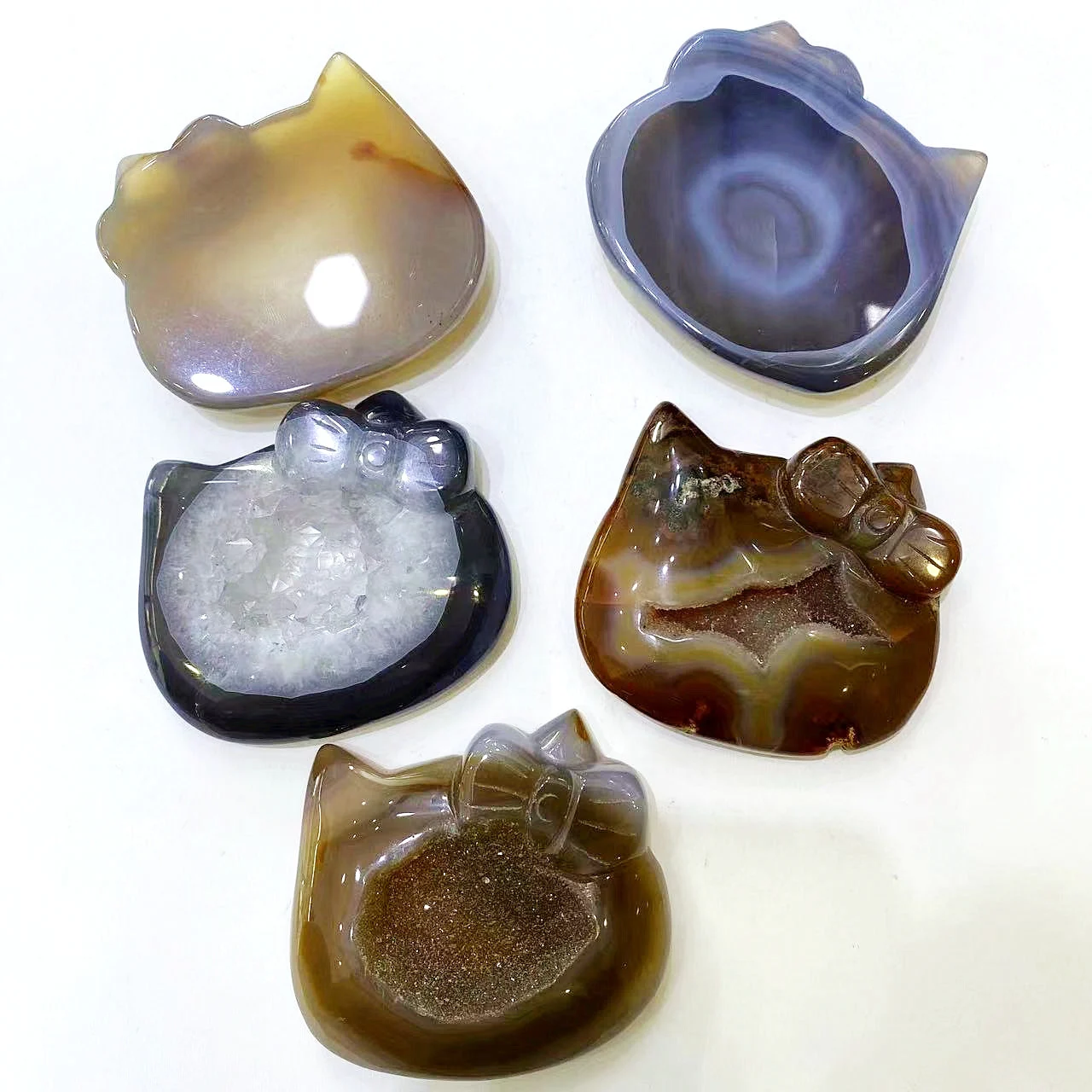 Natural Agate Crystal Crafts Hand Carving Druzy Geode Agate Hello Kitty Statue for Decorate