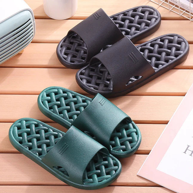 Factory New Anti-slip Bathroom Slippers for Couple Summer Hotels Homes Indoor Men And Women Showers Slippers