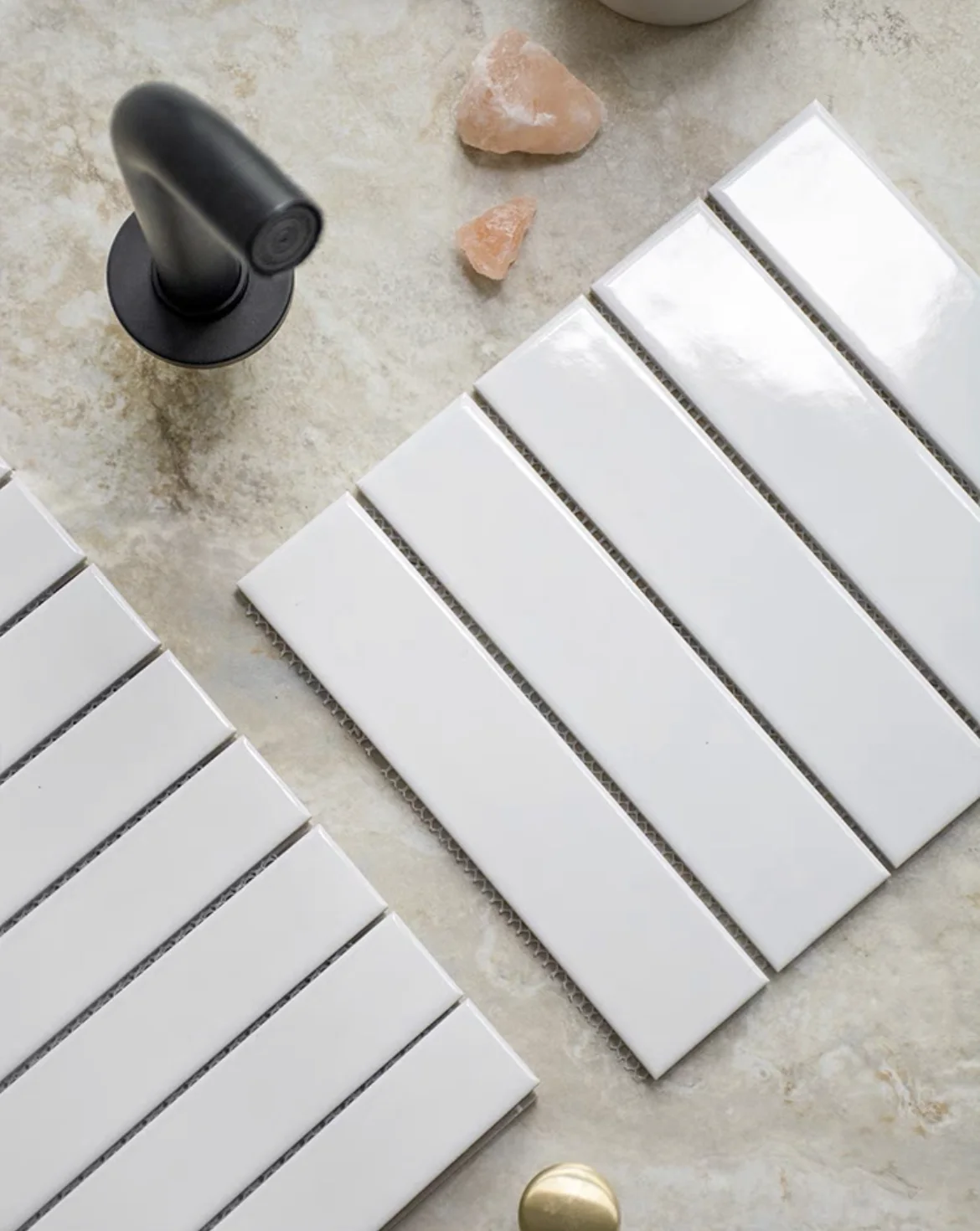 Hot Sale Bathroom Shower Kitchen Backsplash Wall Glazed Ceramic Stackbond Strip Kitkat Finger Tiles Mosaic