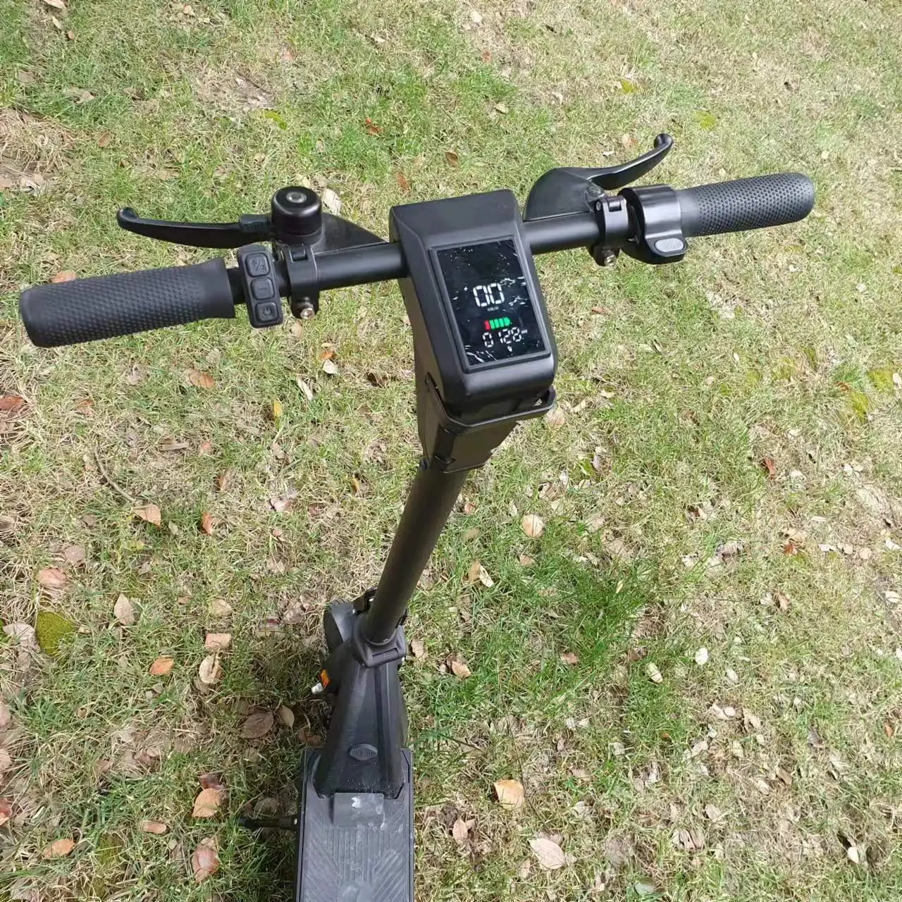 High Speed 8 inch 36V 5Ah 250W Easy To Carry Ultra-Lightweight Folding Adult Scooter Electric