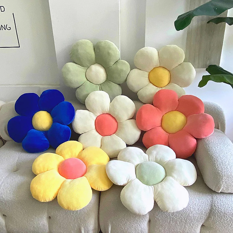 Декоративная подушка в форме цветка для дивана и кресла