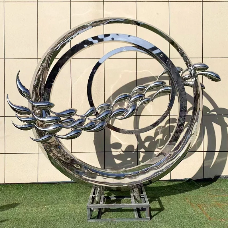 Outdoor customized mirror polished stainless steel Kinetic Sculpture for Garden