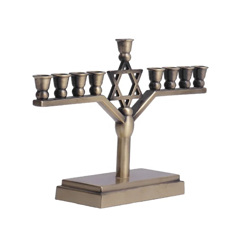 Elegant New Design Jewish Decorative Metal Antique Menorah Candelabra Retro Tall Candle Holder For Home Decoration Wholesale
