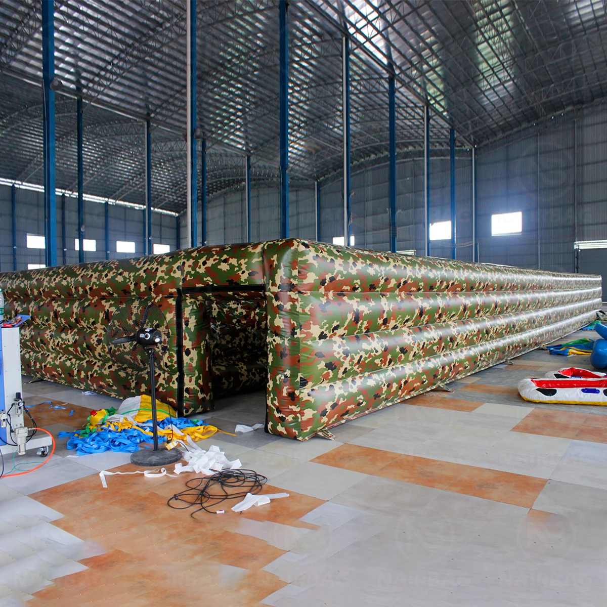 Inflatable Maze Outdoor Commercial PVC Camouflage Giant Inflatable Obstacle Labyrinth Mazes for Sale Camo Indoor Games