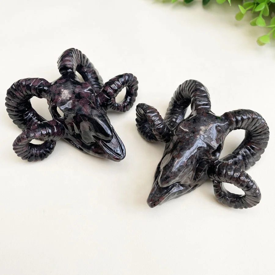 Customized Semi-precious Stone Crafts Natural Crystal Crafts Quartz Crystal Sheep Head Skulls