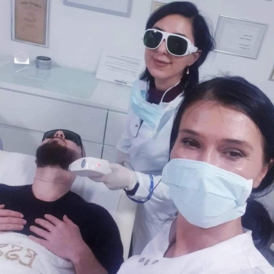 New Trend Skin Care Skin Whitening Fractional Co2 Laser Skin Resurfacing Machine For Beauty Salon