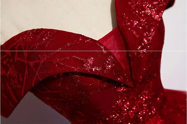 Off Shoulder Red Color Luminous Wedding Dresses Bling Lace Ball Gown Sweet 16 Dress Quinceanera Gowns