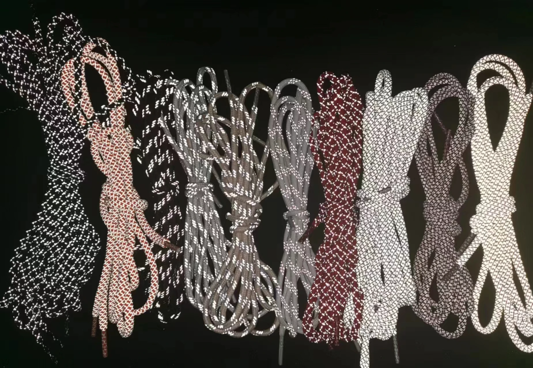 2024 New fashion reflective shoelaces for sport shoes customized design shoelaces for sneaker reflective material