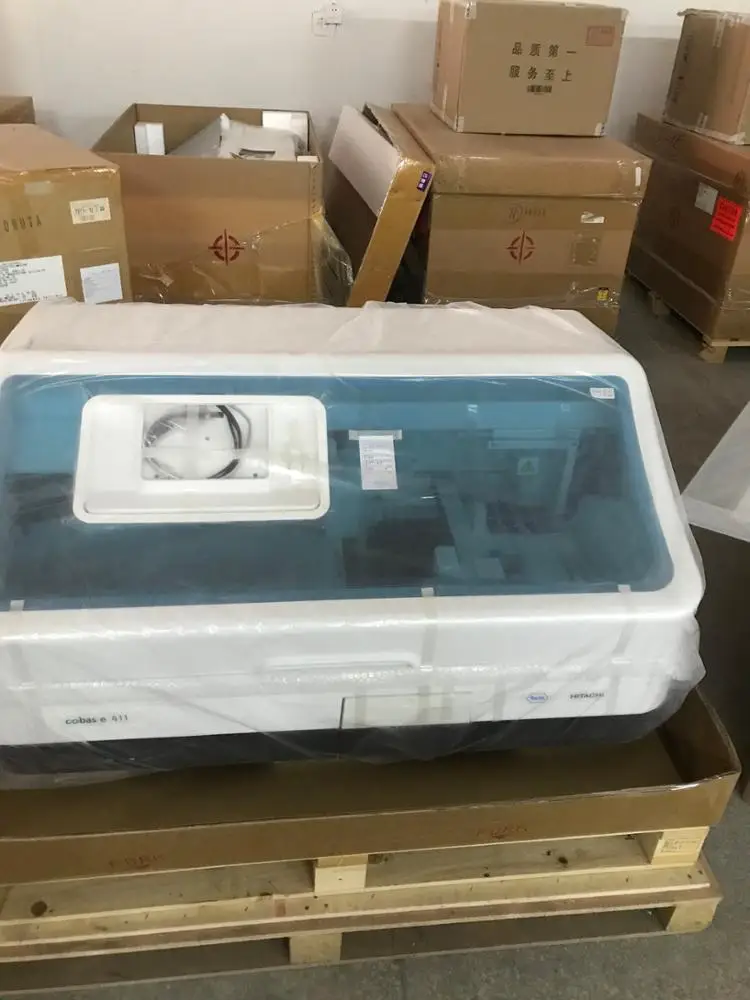 best price e411 Original Used Cobas Roch e411 Analyzer Roch Cobas E411Chemistry-Immunossay Analyser Roch Chemistry Analyzers
