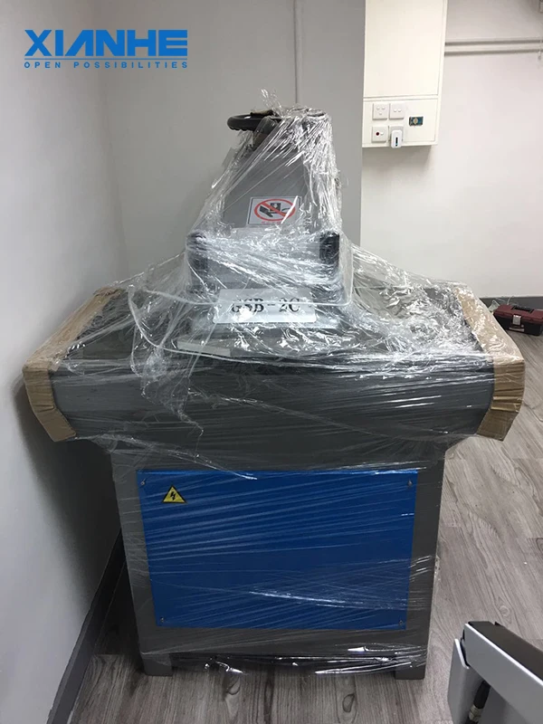 Гидравлический штамповочный пресс с поворотным рычагом