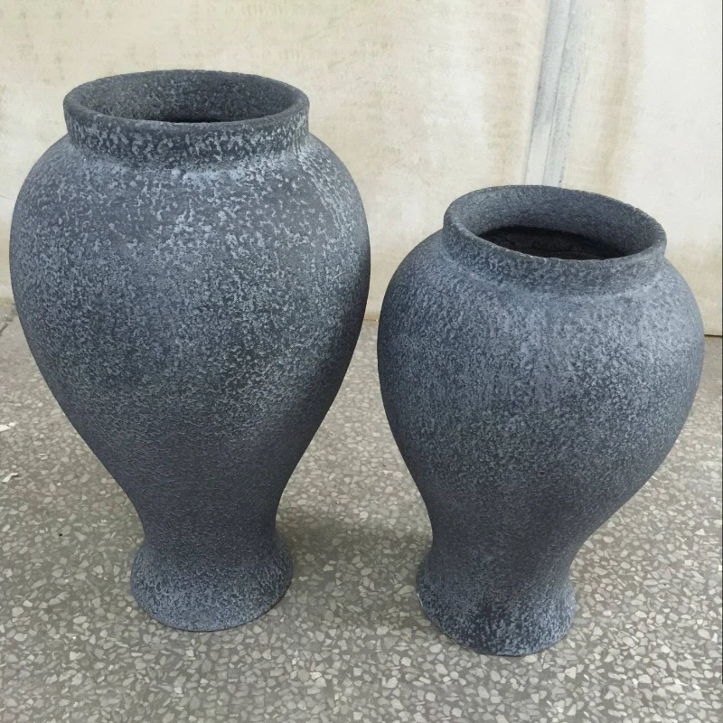 Vintage Style Fiberglass Plant Pots for Garden Home Office Hotel