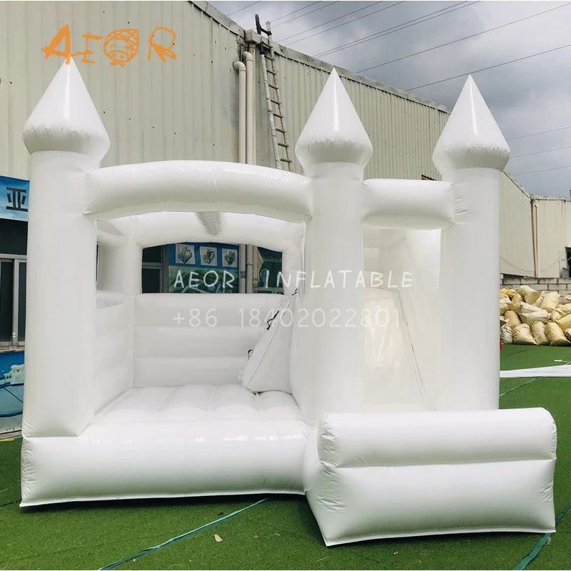 Commercial  inflatable Comic bounce house for sale jumping castle All White moonwalk with slide