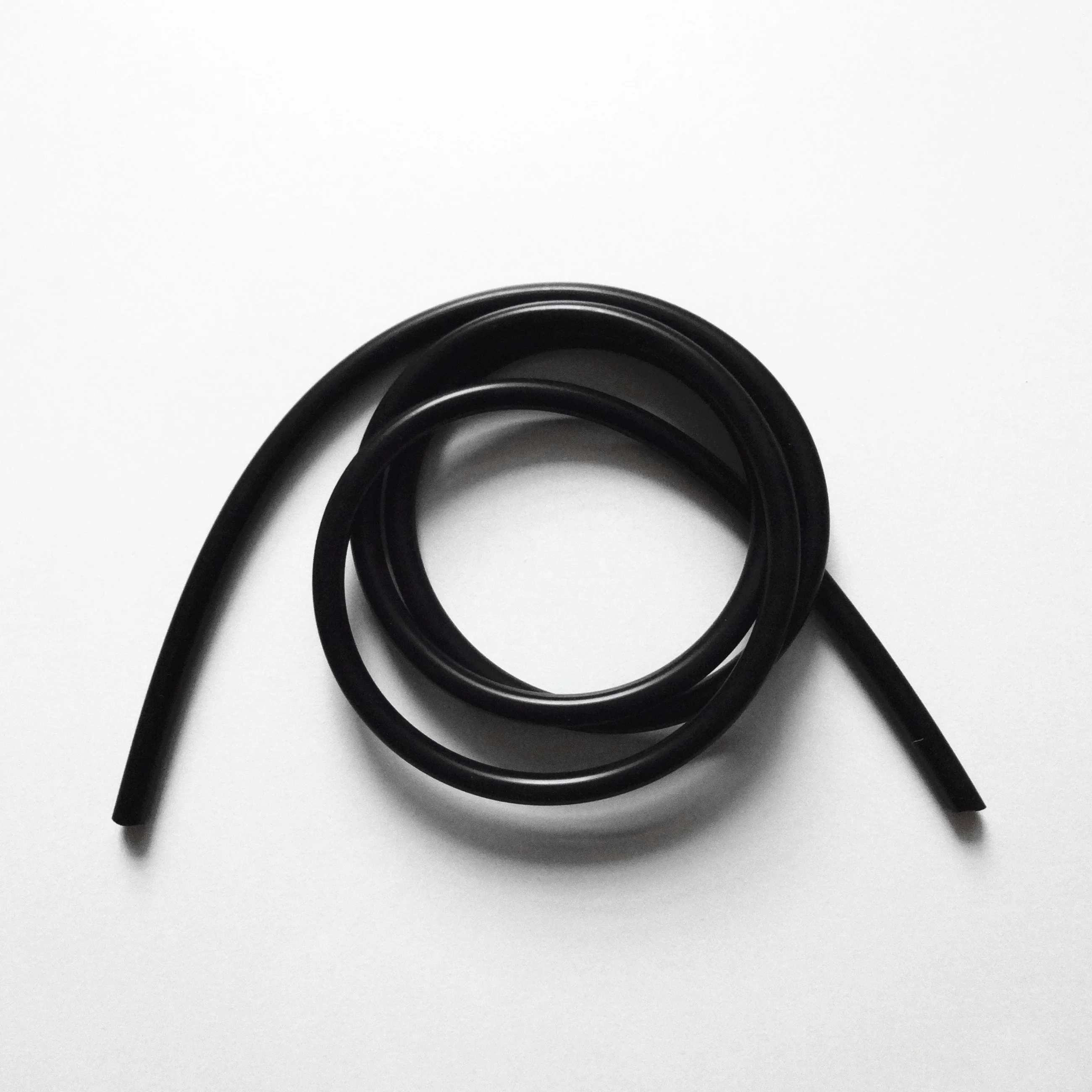 Customized Size Good Quality Brown And Black Silicone O Ring FKM O-ring Rubber Cord Strip Made In China