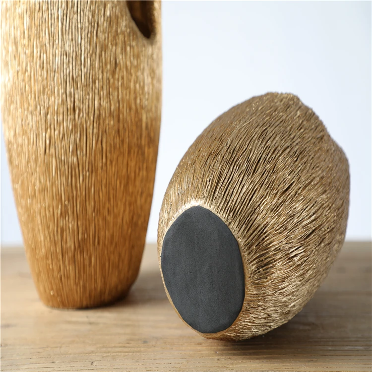 Wholesale elegant luxury unique design tabletop resin vase for home decor