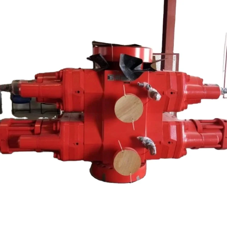 Oilfield Manual Blowout Preventer BOP with Double Ram and API Complied
