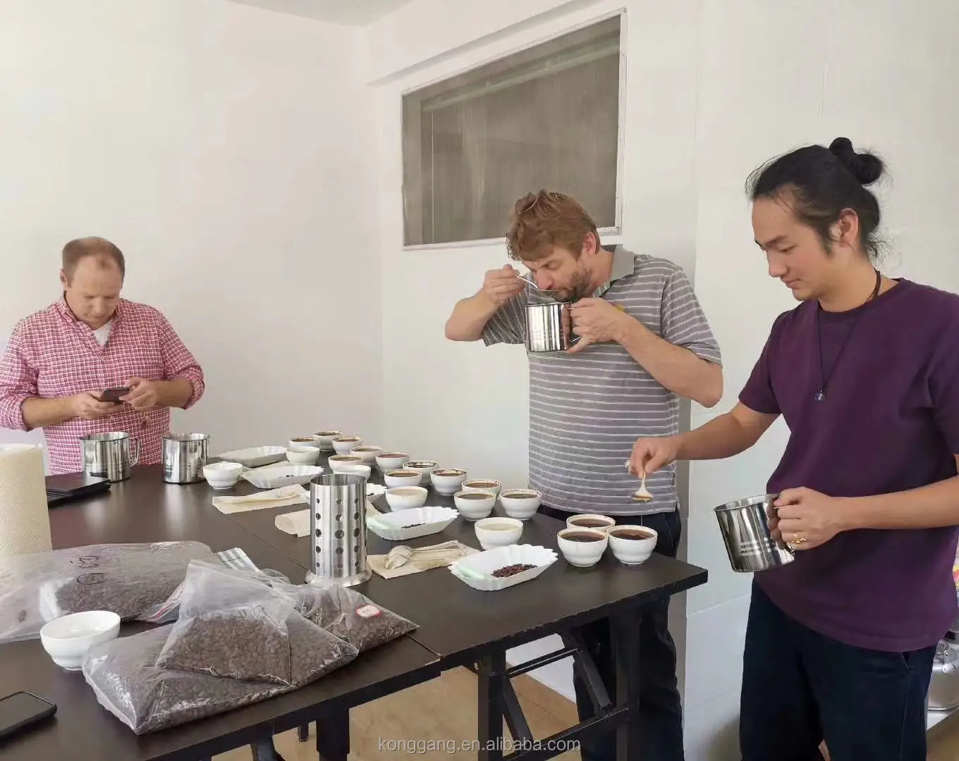 Недорогая зеленая кофейная зерна Arabica