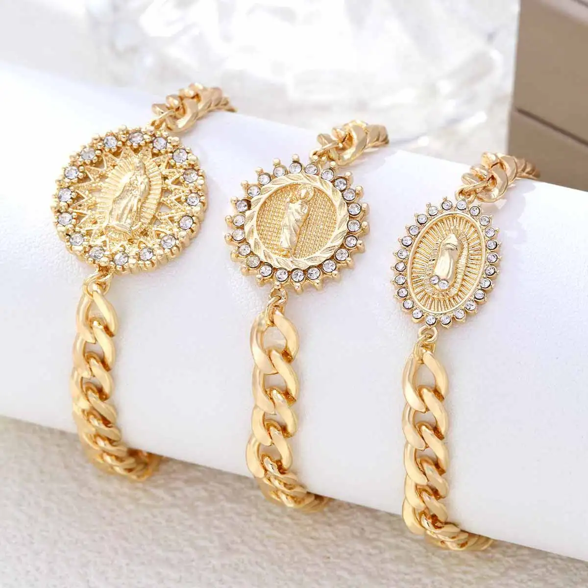 New Women virgen de guadalupe Cuban Chain Virgin Mary Charm Jewelry Gold Plated Religious Bracelets