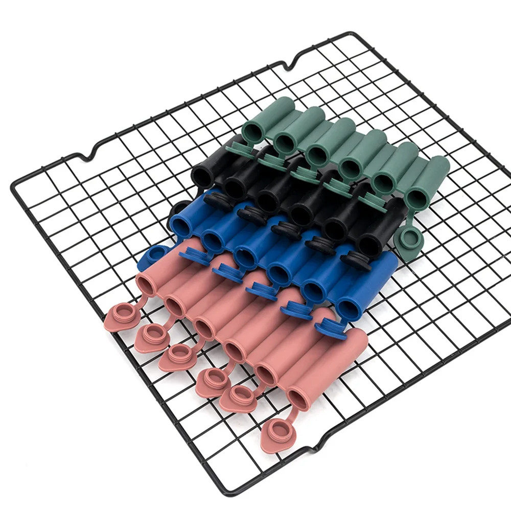 Hot selling DIY 6 cavity Bullet Shape Silicone Ice Stick Tray for home drink