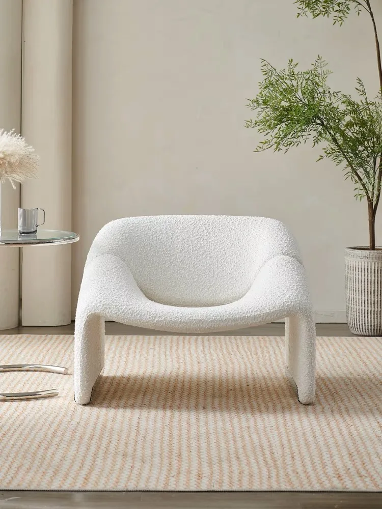 Simple shape and rich design sense of the living room bedroom for villa apartment smile leisure chair leisure sofa