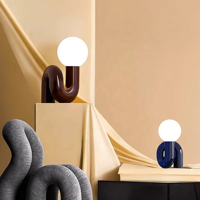 Simple Modern Resin Standing Lamp Light Nordic Living Room Bedroom Designer Exhibition Hall Hotel Restaurant Table Lamp