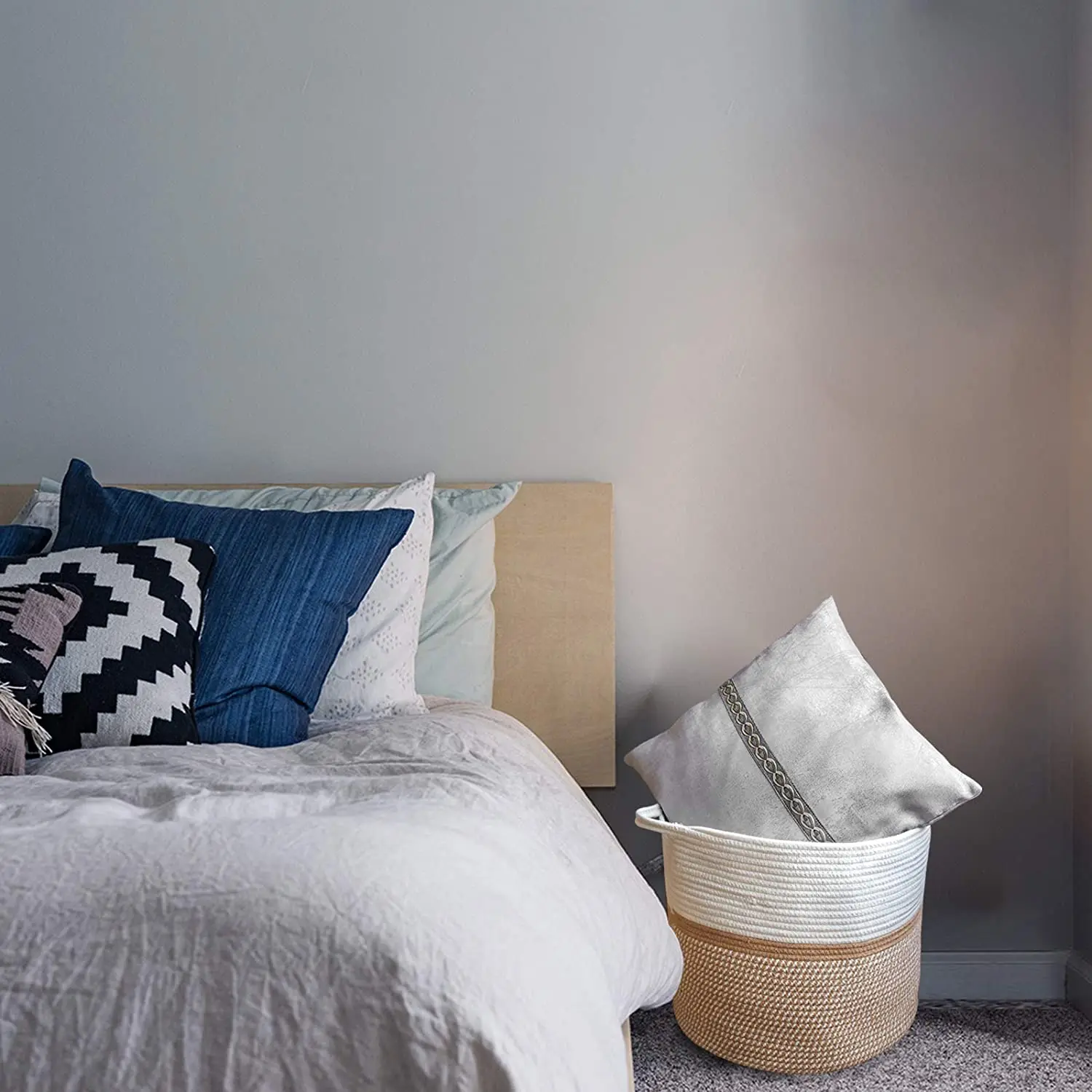 Dirty clothes basket free sample  jute yellow color round cotton woven storage basket for bedding room with  elegant handles