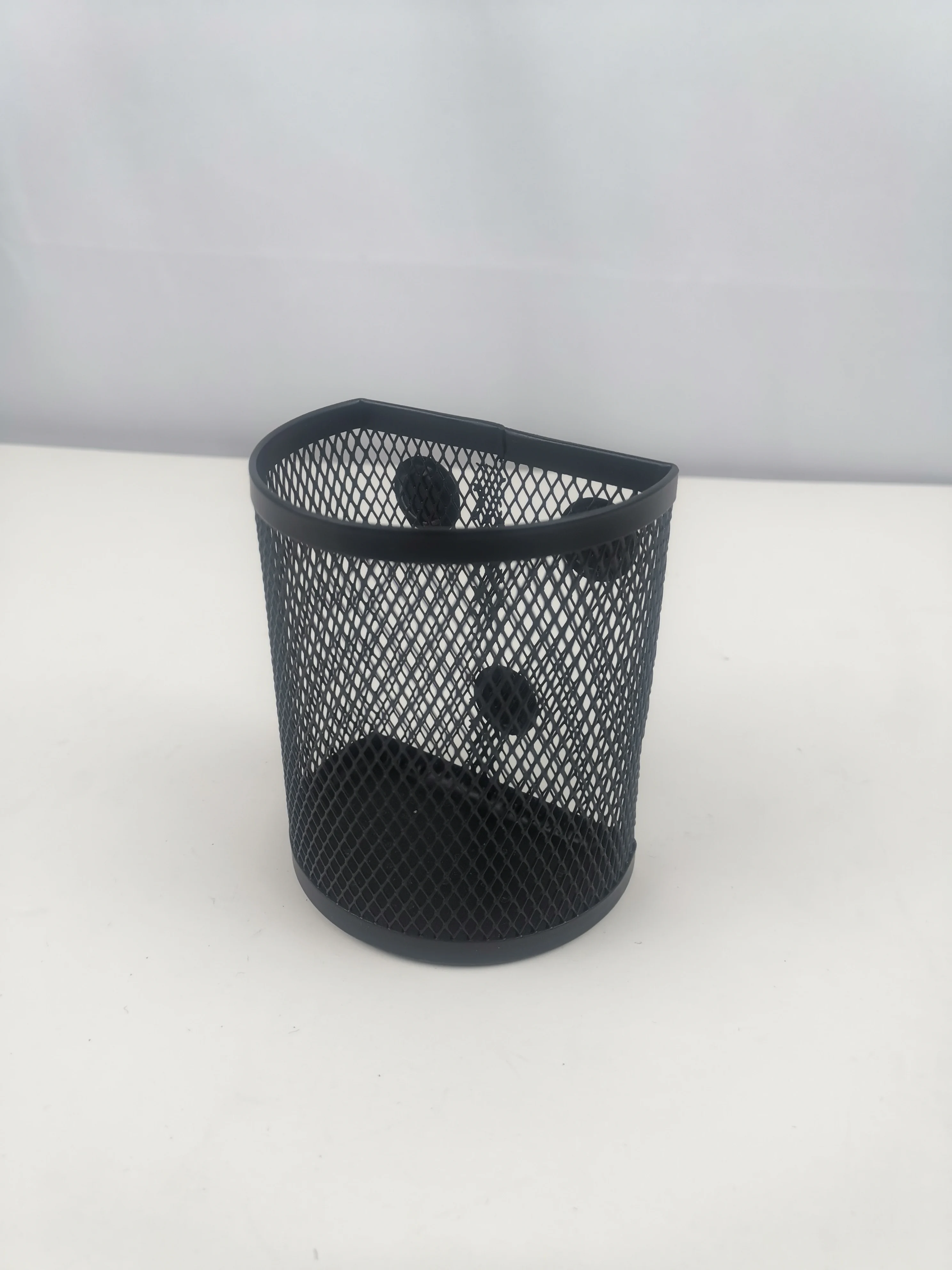 Black Mesh Metal Magnetic Pen Case Pencil Holder for Refrigerator and Whiteboard Brush Pot