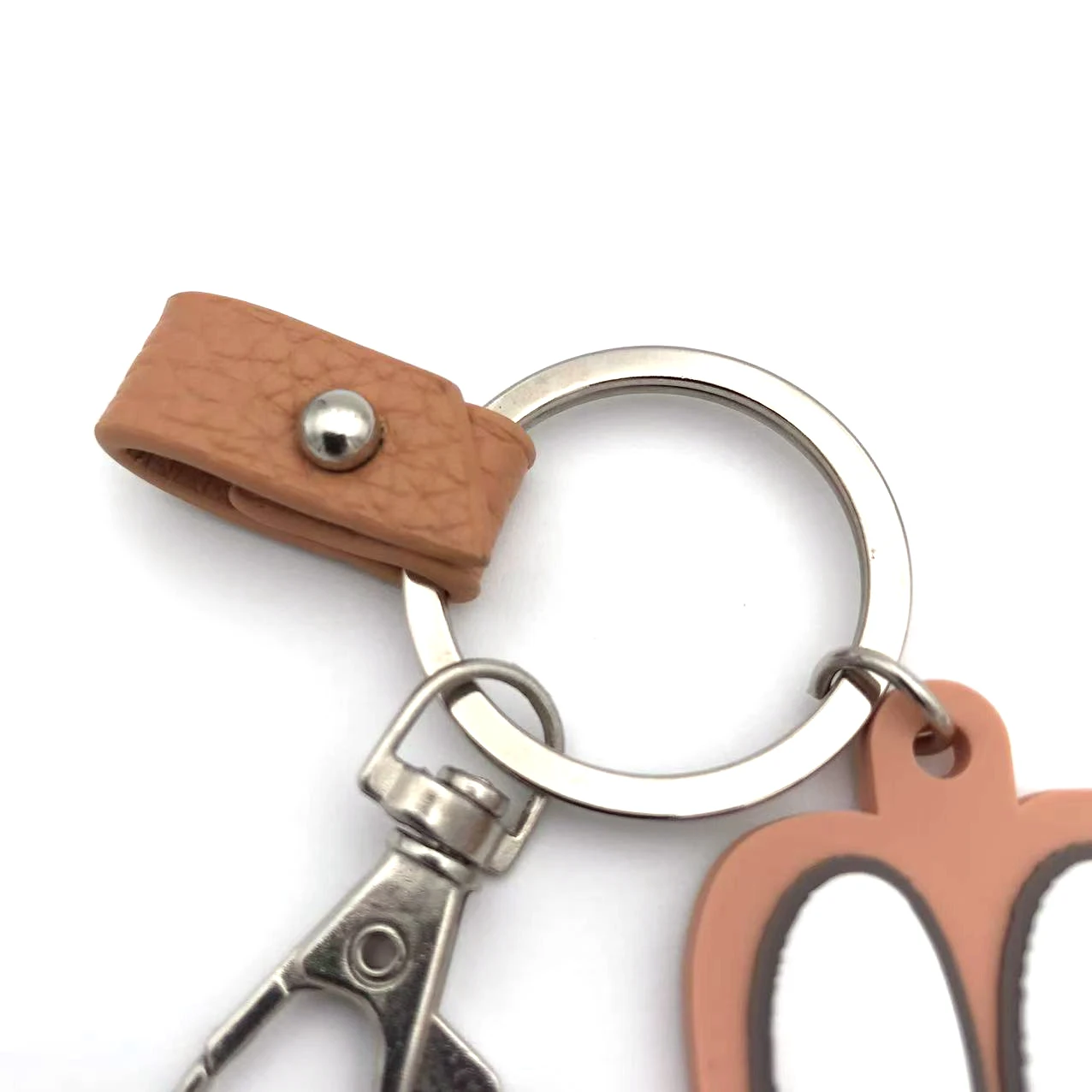 Personalized PVC pendant keychain custom design vibrant and durable great for events promotional gifts and brand promotions