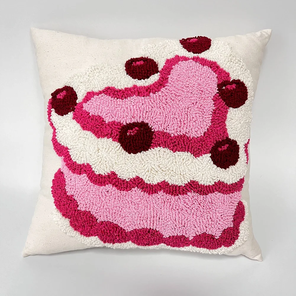Organic Pp Cotton With Cake Tufted Embroidery Pillowcase Soft Throw Pillows Custom Pattern Print