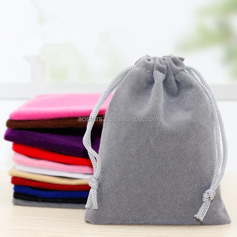 Custom Logo Velvet Drawstring Bags Jewelry Packaging Velvet Pouches Can Be Custom Small Gift Bags
