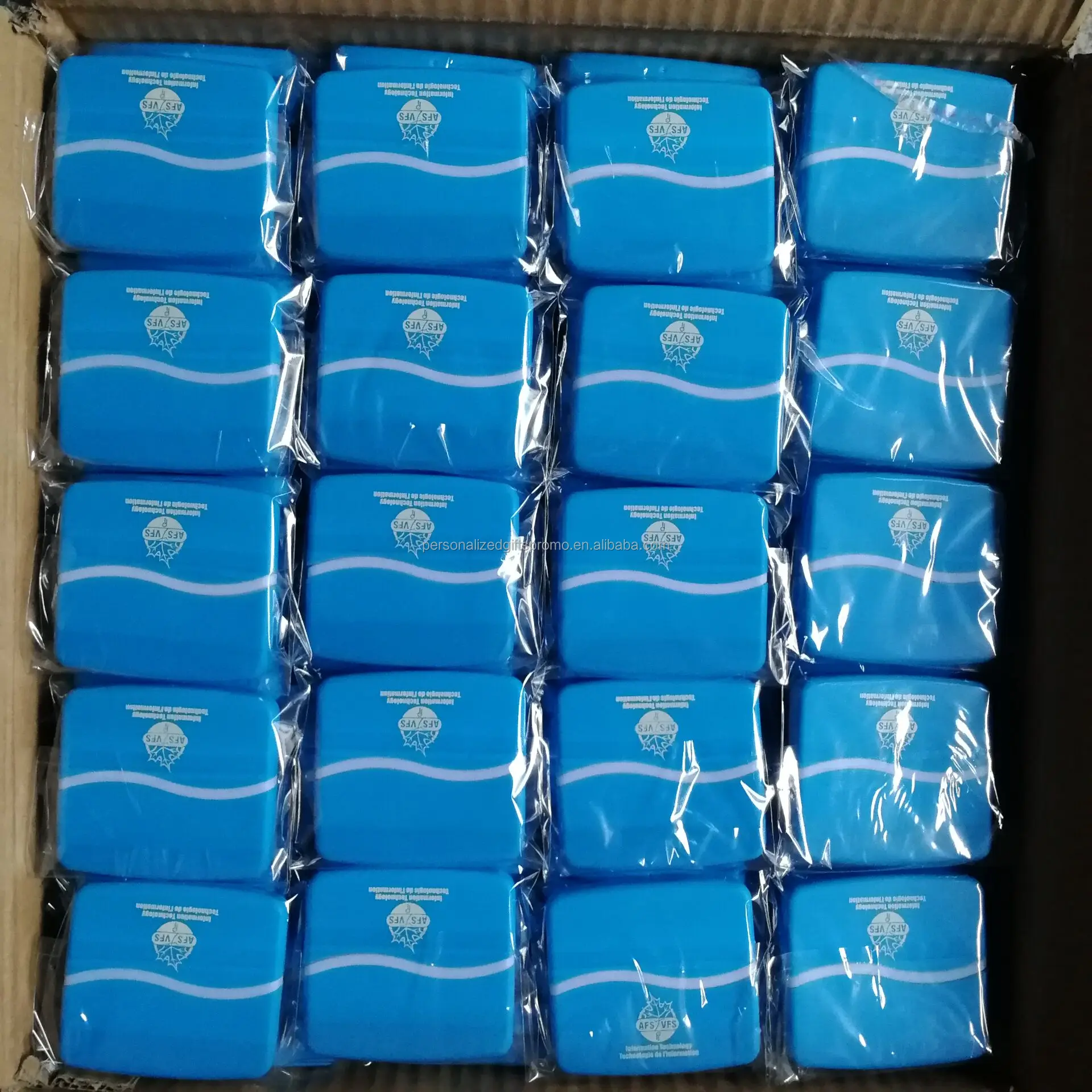 With lids 2-in-1 clean tool features brush & microfiber cloth Keyboard Brushes / Computer Dusters / Monitor Screen Cleaners