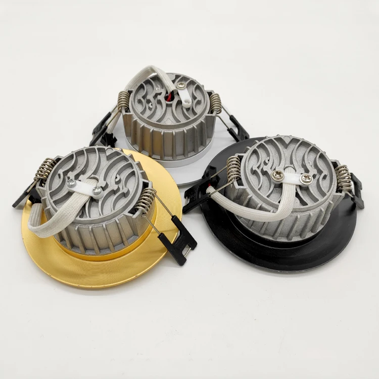 Экономичный эффективный комнатный потолочный квадратный светодиодный потолочный мини-светильник с регулируемой яркостью