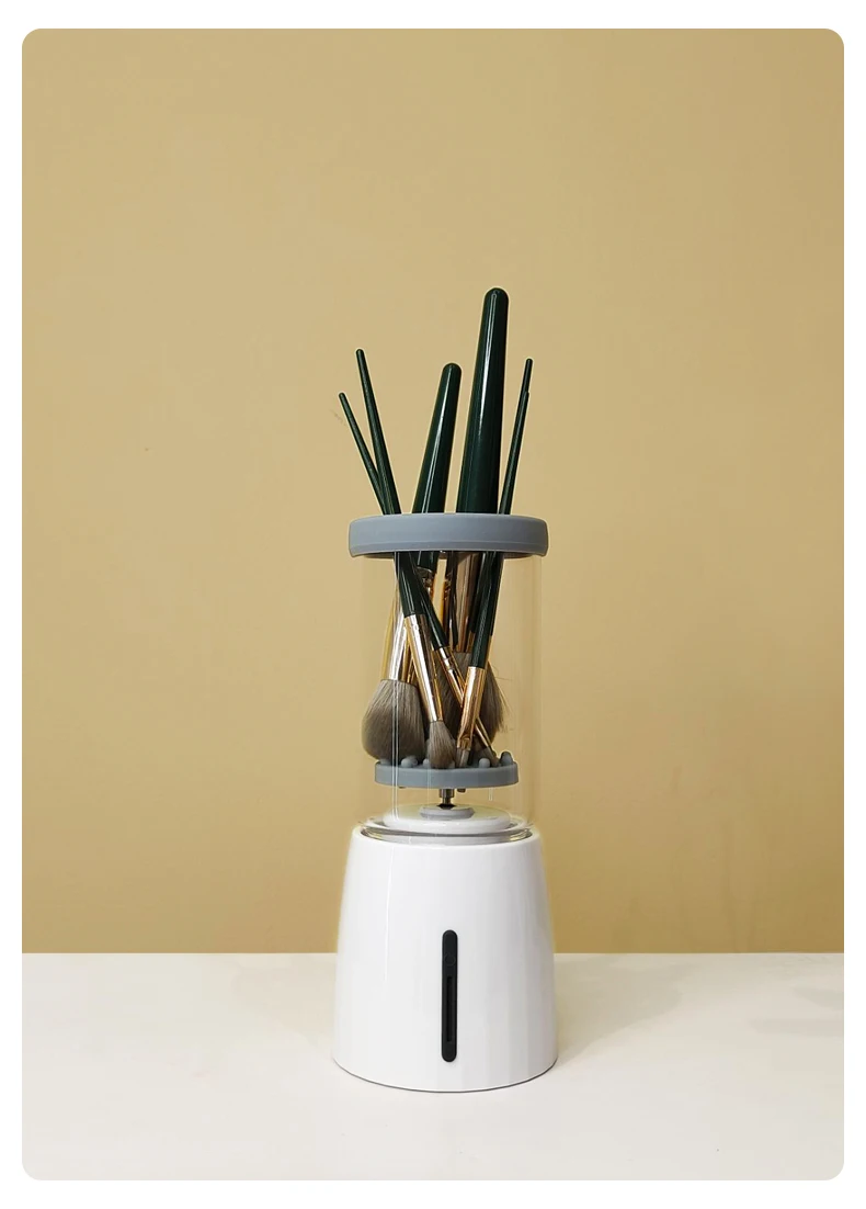 New design hot sale  electric automatic rotate spinner brush cleaner usb makeup tools cleaner machine