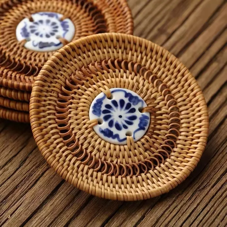 Natural hand woven rattan coasters Hand made natural rattan cup Mat epoxy resin coasters